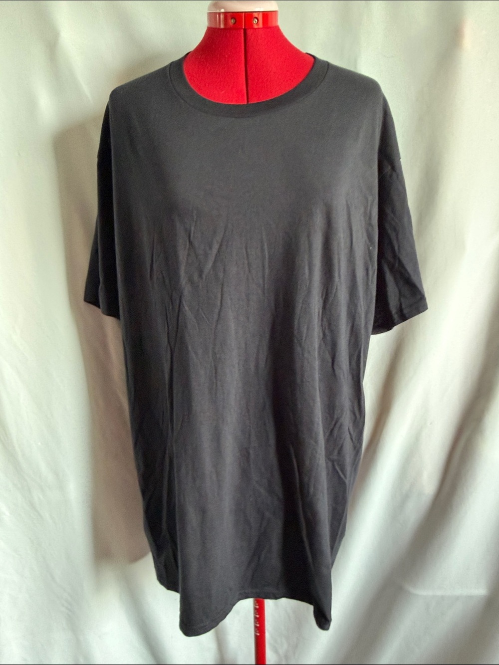 Gildan Black Short Sleeve Crew Tee